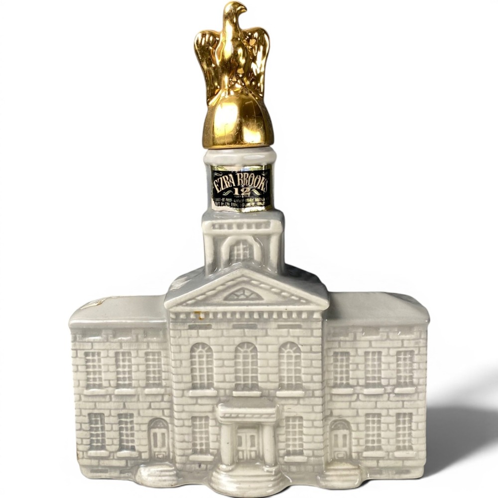 Vintage Ezra Brooks 1969 New Hampshire State House Decanter Heritage China Eagle